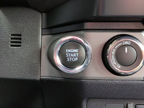 Used 2023 Toyota Tacoma TRD Sport AWD/4WD image 18