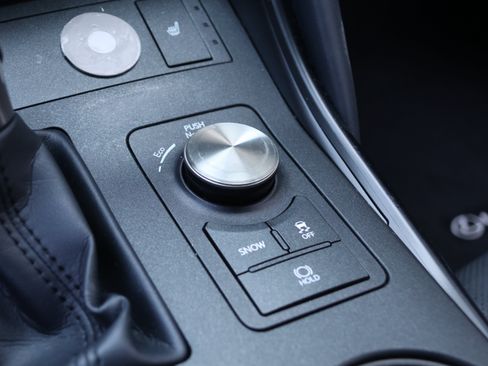 Used 2024 Lexus IS 350 F Sport RWD image 29