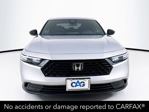 Used 2025 Honda Accord Sport image 2