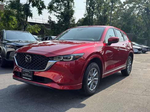 Used 2025 MAZDA CX-5 AWD 2.5 S w/ Select Package image 4