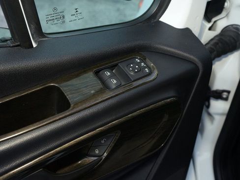 Used 2022 Mercedes-Benz Sprinter 3500 image 20