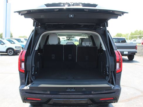 New 2027 Ford Expedition Max Platinum AWD/4WD image 17