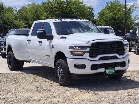 New 2026 RAM 3500 Lone Star AWD/4WD image 2