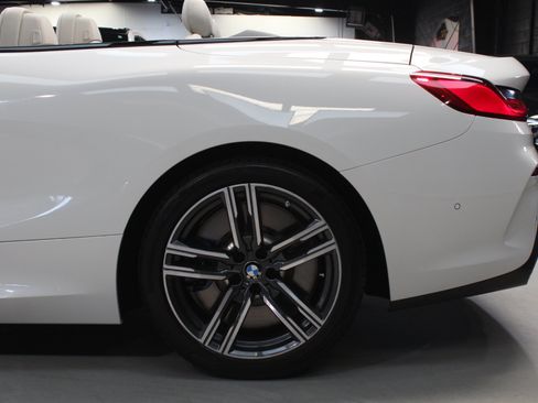 Used 2024 BMW M850i xDrive Convertible w/ Driving Assistance Package AWD/4WD image 6