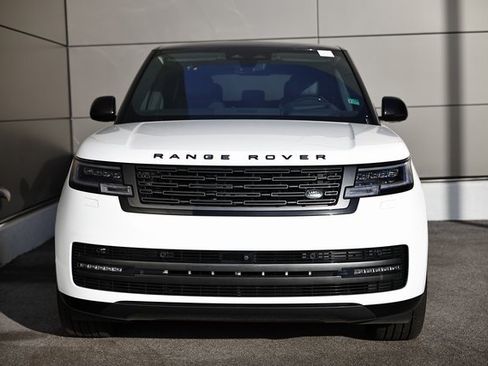 New 2025 Land Rover Range Rover SE image 10