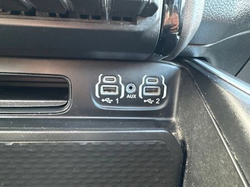 Used 2023 RAM 1500 Big Horn AWD/4WD image 24