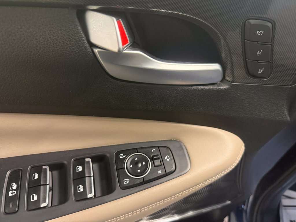 Certified 2023 Hyundai Santa Fe Limited AWD/4WD image 26