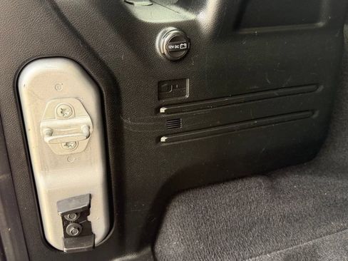 Used 2020 Jeep Wrangler Unlimited Sahara AWD/4WD image 32
