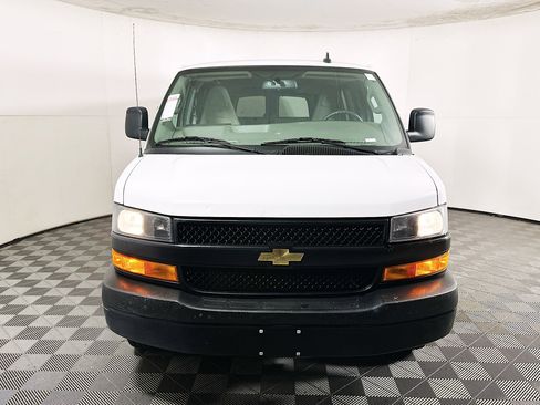 Used 2023 Chevrolet Express 3500 LS image 8