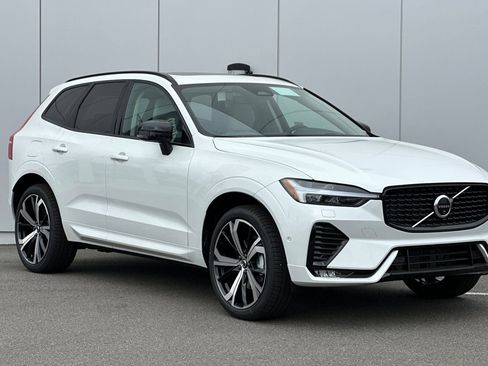Certified 2025 Volvo XC60 B5 Ultra w/ Protection Package Premier image 7