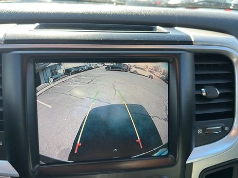 Used 2016 RAM 1500 Classic SLT w/ Luxury Group image 17