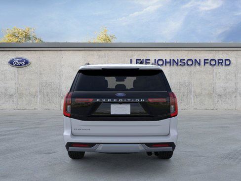 New 2026 Ford Expedition Platinum w/ Platinum Ultimate Package AWD/4WD image 5