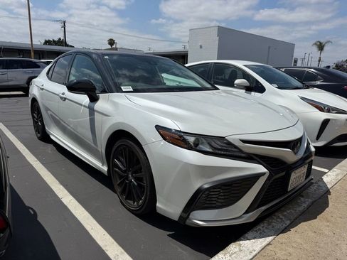 Used 2023 Toyota Camry XSE FWD image 1