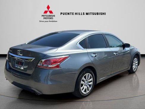 Used 2015 Nissan Altima 2.5 FWD image 5