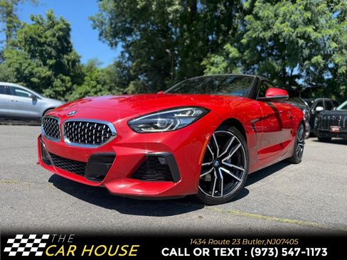 Used 2020 BMW Z4 sDrive30i w/ M Sport Package RWD image 2
