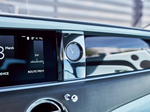 Used 2025 Rolls-Royce Spectre Base image 87