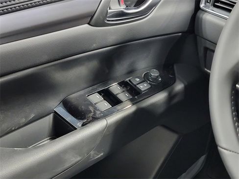 New 2025 MAZDA CX-5 AWD 2.5 S w/ Select Package image 24