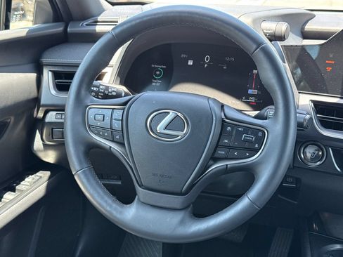 Used 2025 Lexus UX 300h AWD image 13