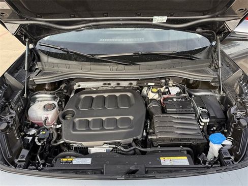 Used 2025 Volkswagen Tiguan S image 25