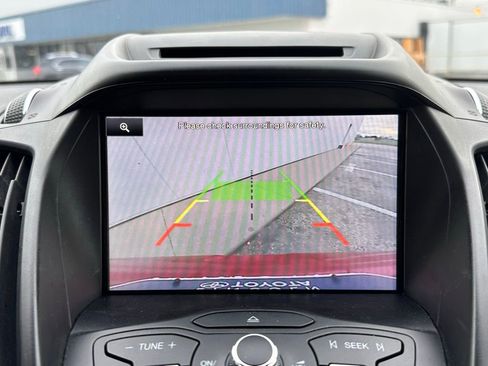 Used 2014 Ford Escape SE w/ SE Chrome Package image 34