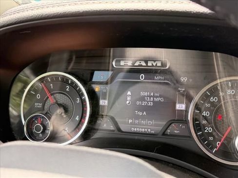 Used 2024 RAM 2500 Laramie AWD/4WD image 20