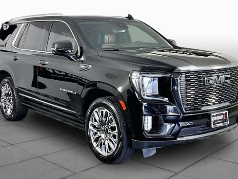 Certified 2023 GMC Yukon Denali Ultimate AWD/4WD image 3
