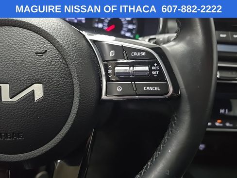 Used 2023 Kia Seltos S w/ Navigation Package AWD/4WD image 20