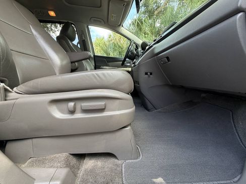 Used 2014 Honda Odyssey EX-L image 14