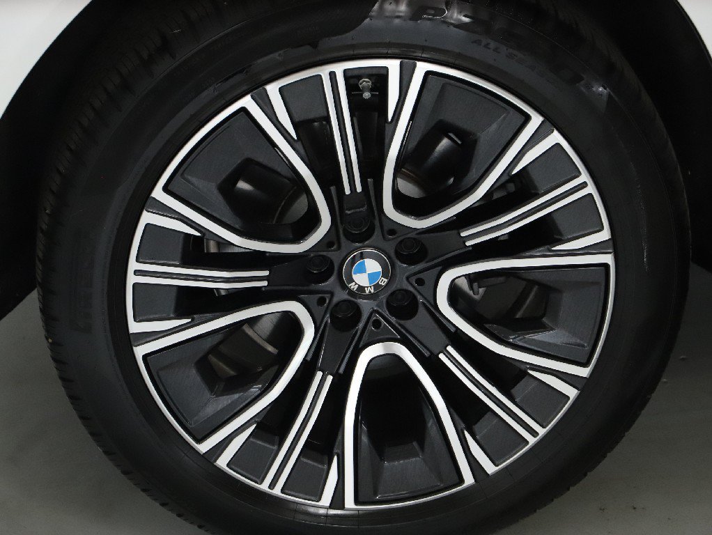Used 2026 BMW X3 xDrive30i w/ Premium Package AWD/4WD image 14