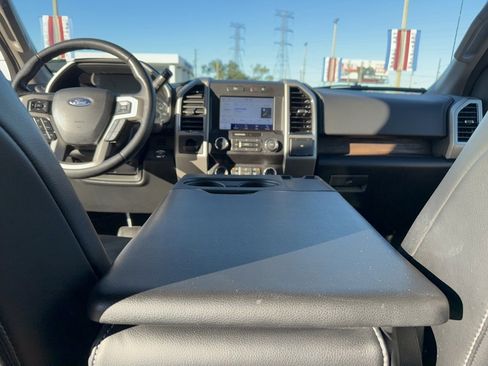 Certified 2019 Ford F150 Lariat image 28