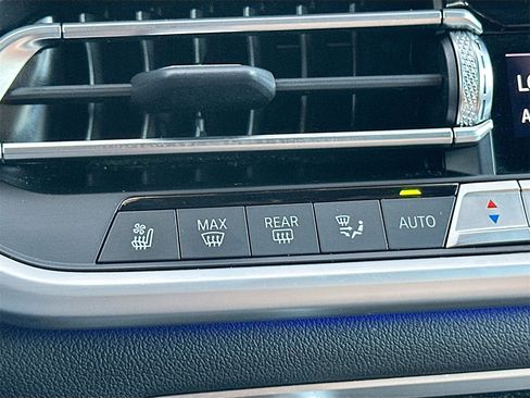 Used 2022 BMW X5 sDrive40i w/ M Sport Package image 20