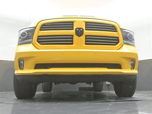 Used 2016 RAM 1500 Sport w/ Stinger Yellow Sport Package AWD/4WD image 30