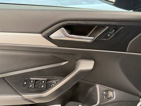 Used 2023 Volkswagen Jetta Sport image 15