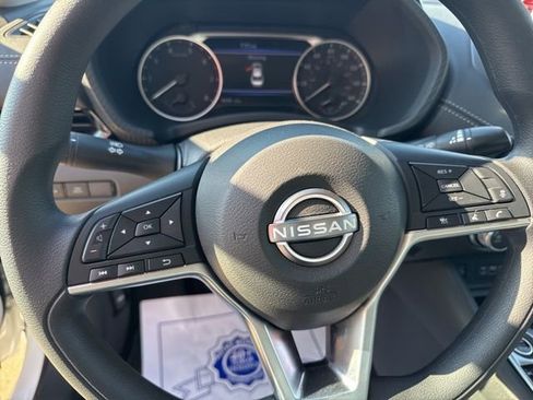 Used 2025 Nissan Sentra SV image 12