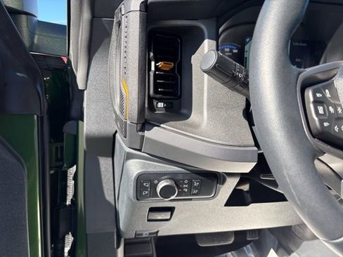 Certified 2024 Ford Bronco Badlands image 15