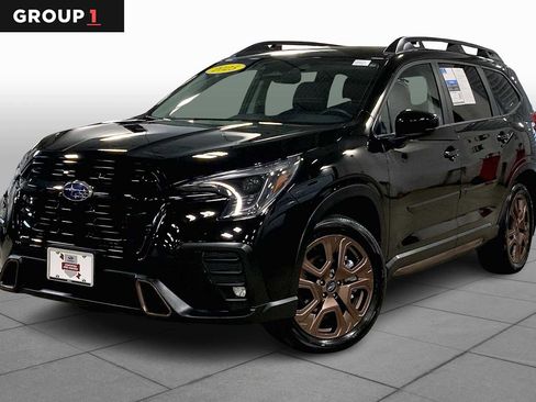 Certified 2025 Subaru Ascent Bronze Edition image 1