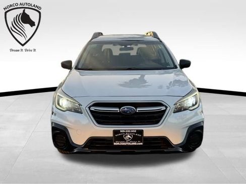Used 2019 Subaru Outback 2.5i image 2
