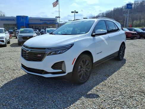 Used 2023 Chevrolet Equinox RS AWD/4WD image 3