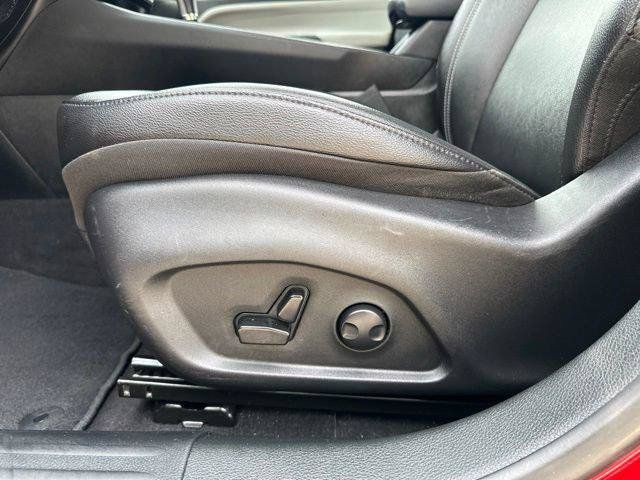 Certified 2025 Jeep Compass Limited AWD/4WD image 11