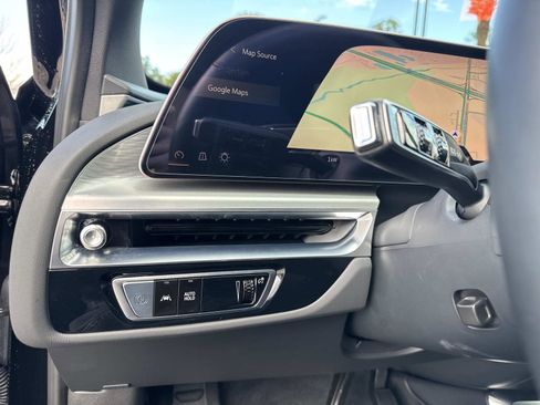 New 2025 Cadillac Lyriq Luxury image 34