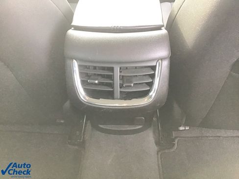 Used 2023 Chevrolet Malibu LT image 17