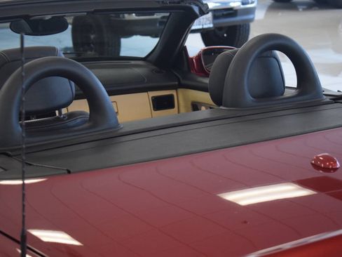 Used 2004 Mercedes-Benz SLK 230 image 34