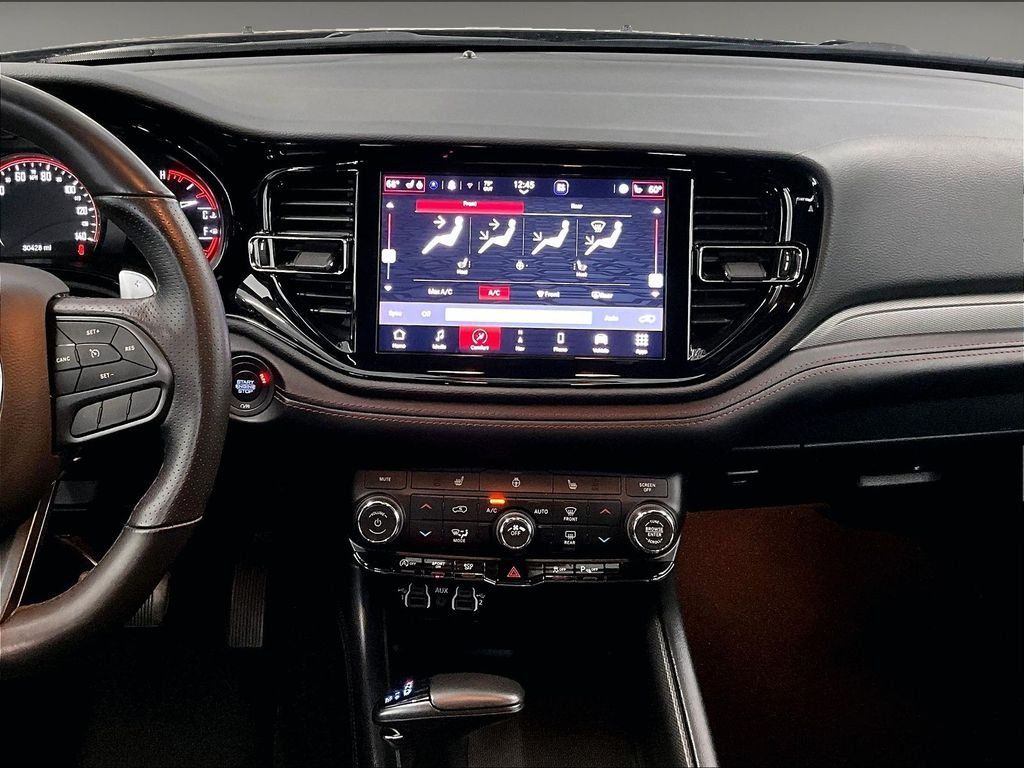 Used 2025 Dodge Durango GT AWD/4WD image 19