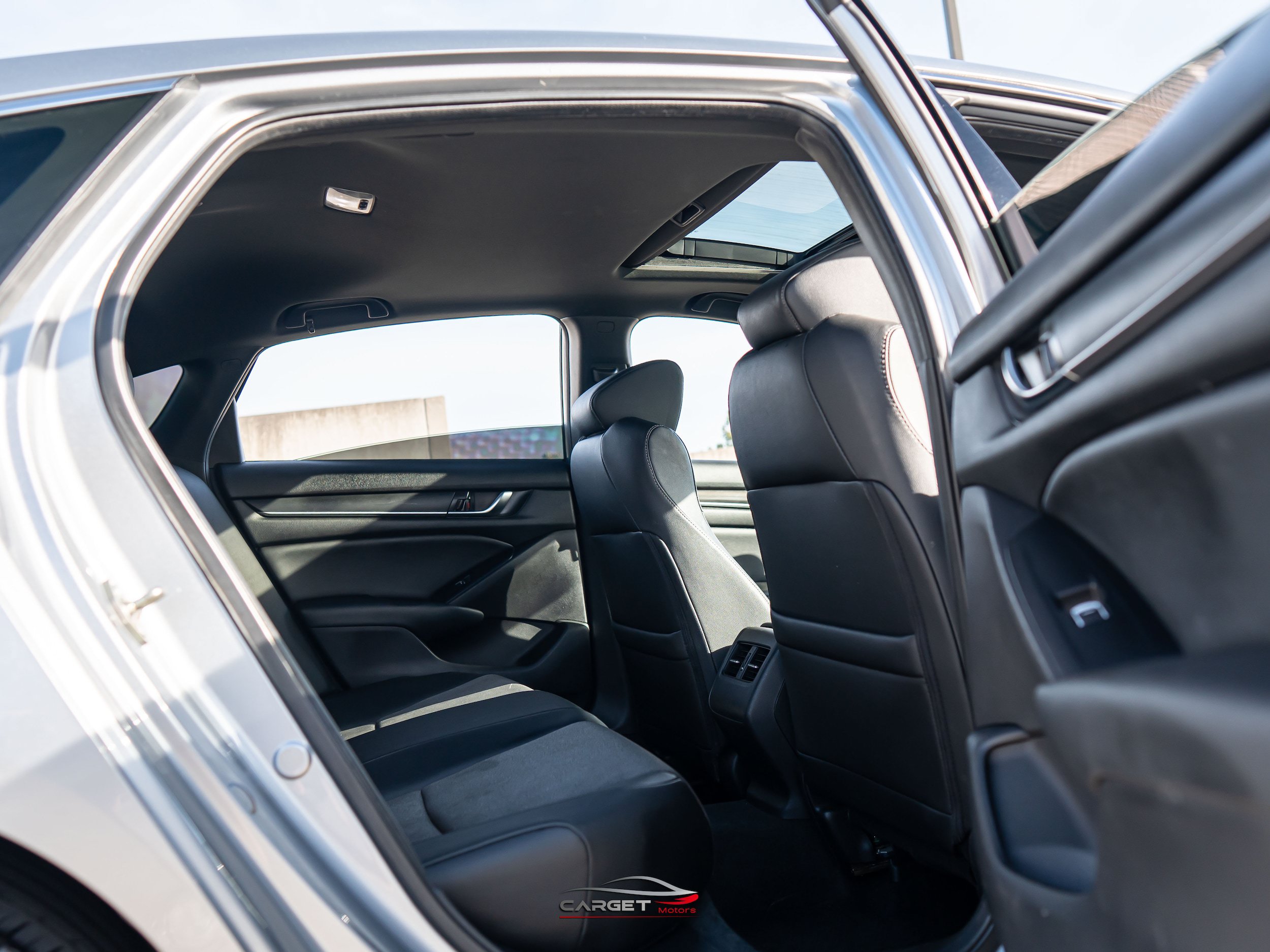Used 2019 Honda Accord Sport image 17
