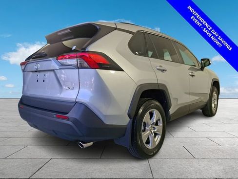 Used 2025 Toyota RAV4 XLE w/ Convenience Package FWD image 8