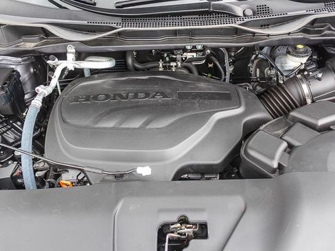 Certified 2024 Honda Odyssey Elite image 27