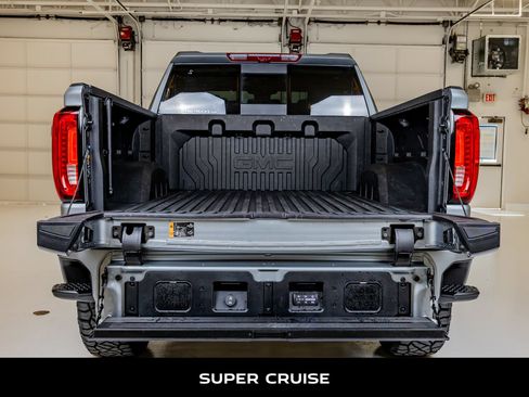 Used 2025 GMC Sierra 1500 Denali Ultimate AWD/4WD image 9