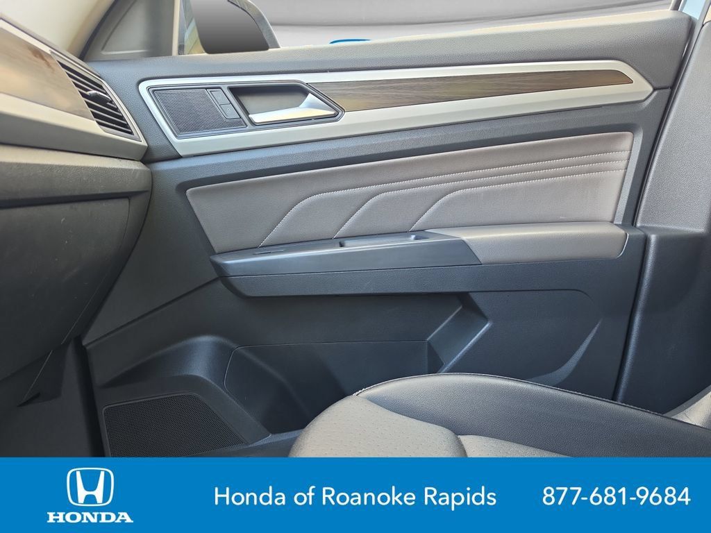 Used 2021 Volkswagen Atlas SE FWD image 31