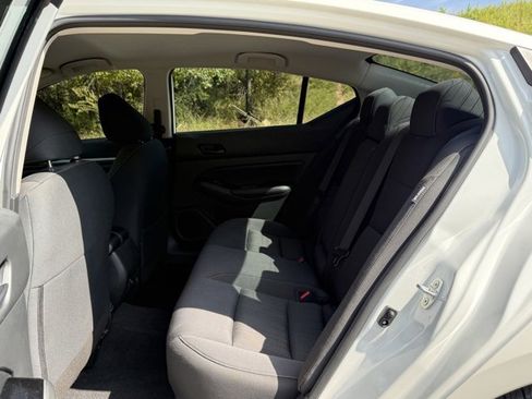 Used 2023 Nissan Altima 2.5 SV image 24