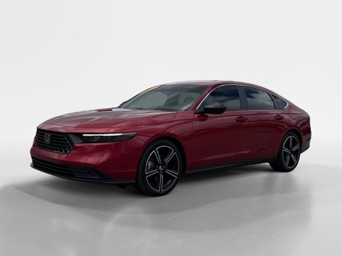 Used 2025 Honda Accord Sport image 9